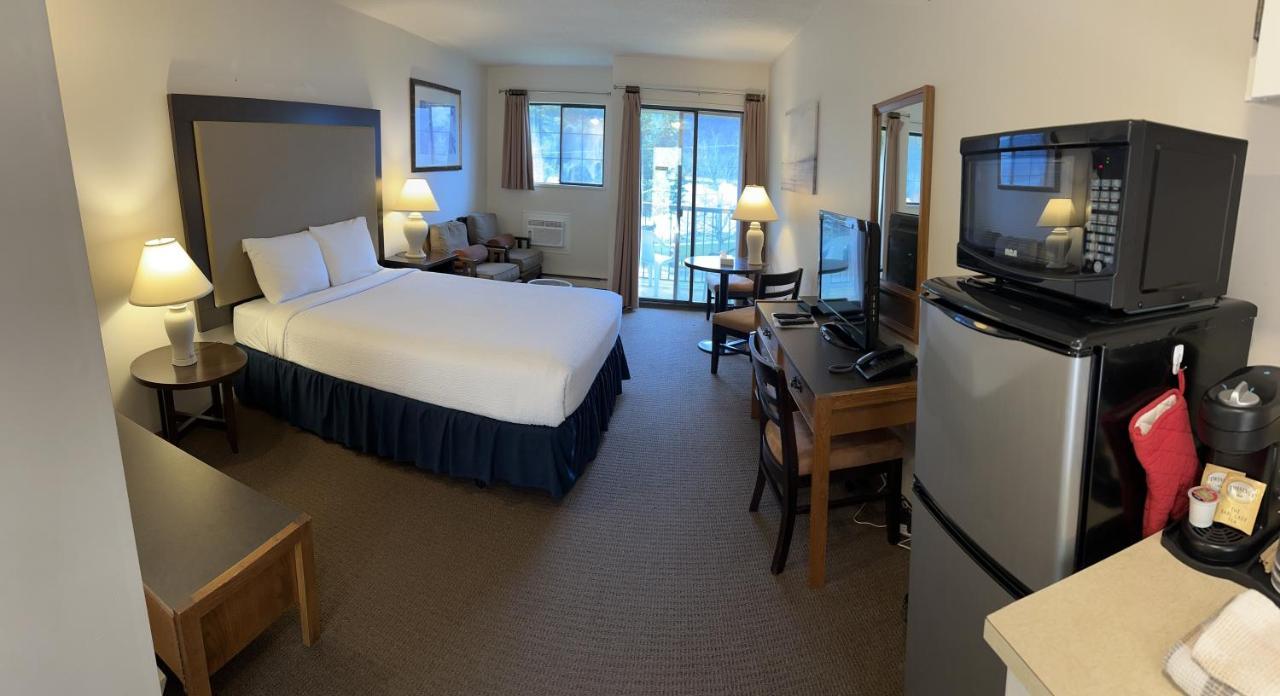 Wessex Inn By The Sea Cowichan Bay Eksteriør billede