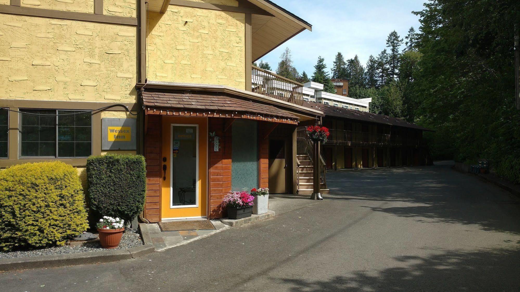 Wessex Inn By The Sea Cowichan Bay Eksteriør billede