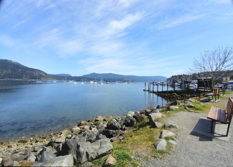 Wessex Inn By The Sea Cowichan Bay Eksteriør billede